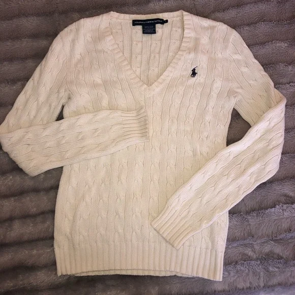 White cable knit v neck sweater by Ralph Lauren 100% cotton - Picture 2 of 3